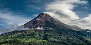Gunung Marapi Sumbar Kembali Meletus